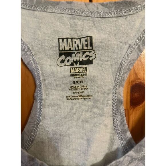 Marvel comics, tank top size small (1546) - Picture 2 of 3
